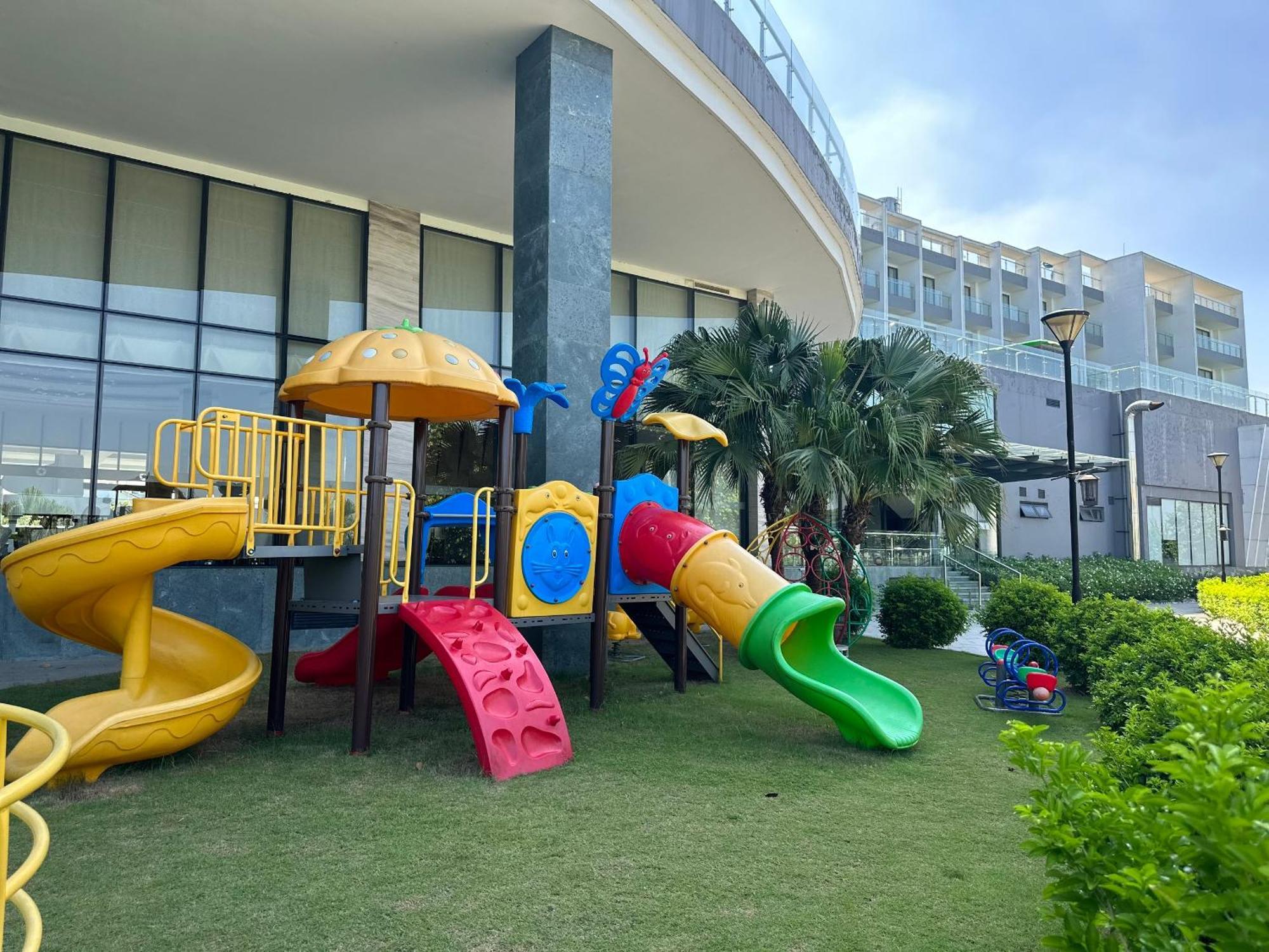 Dic Star Hotels & Resorts Vinh Phuc Vinh Yen Exterior foto